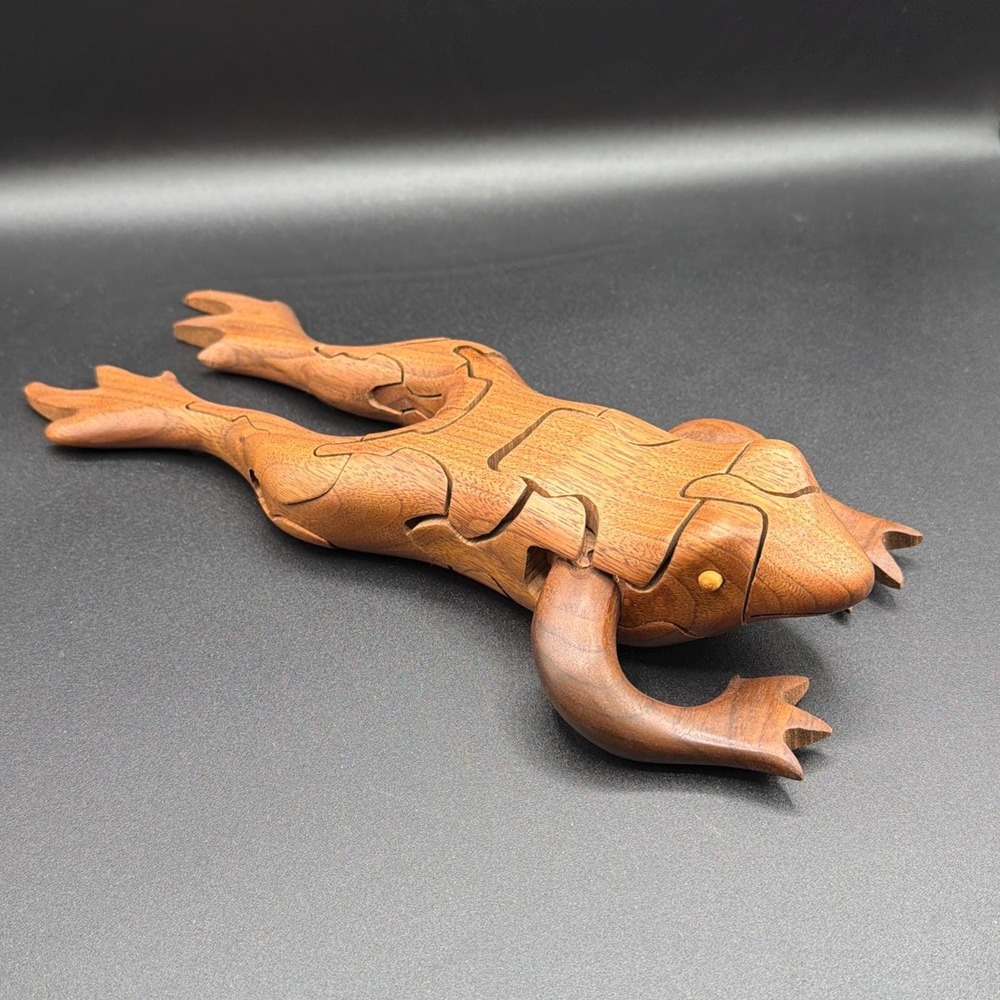 VTG Peter Chapman Signed 3D Handmade Interlocking Frog Puzzle Wood 2004 w/Fly